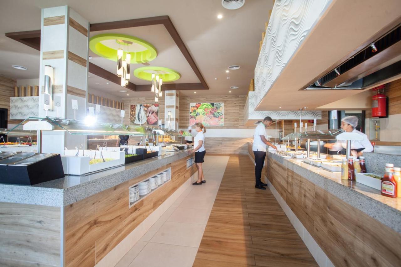 Riu Republica (Adults Only) Hotel Punta Cana Bagian luar foto